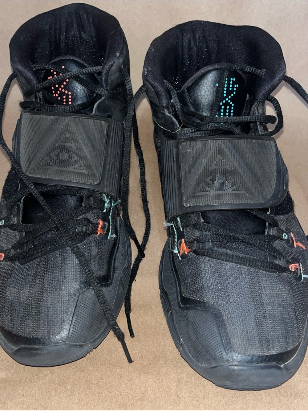 - Nike Kyrie 6 Shot Clock. Size 11.5 . (#N63) - Picture 2 of 10